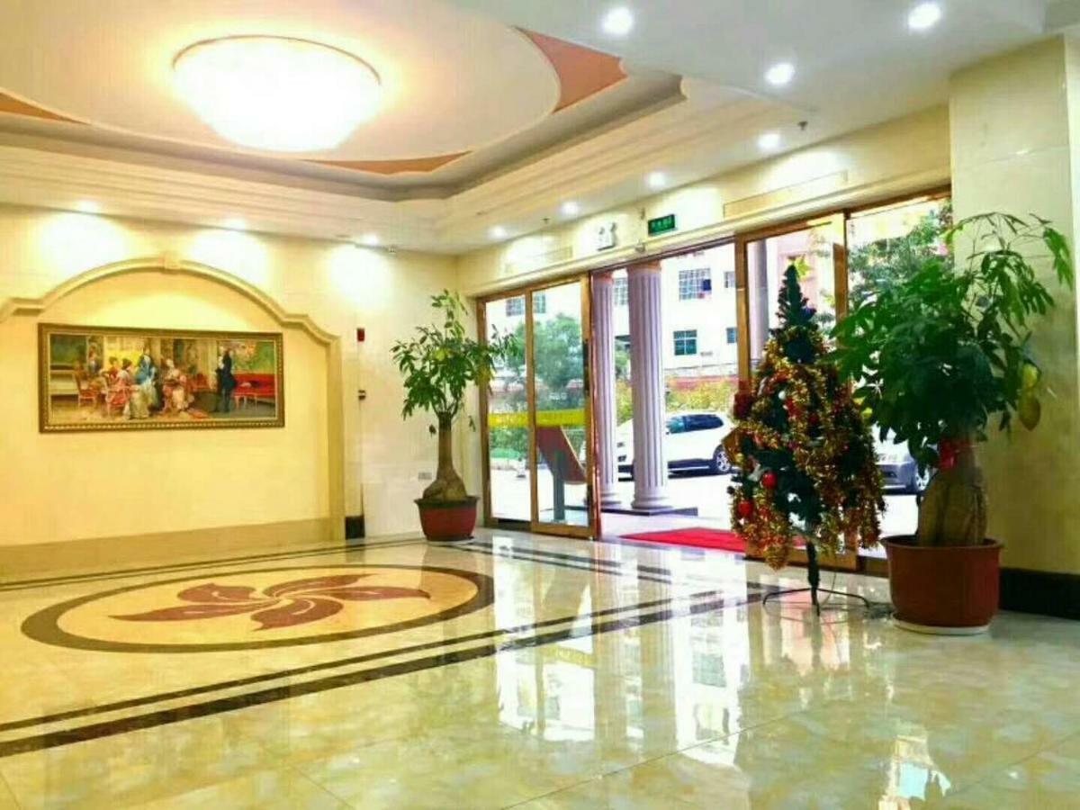 Longhui Business Hotel Huizhou  Exterior photo